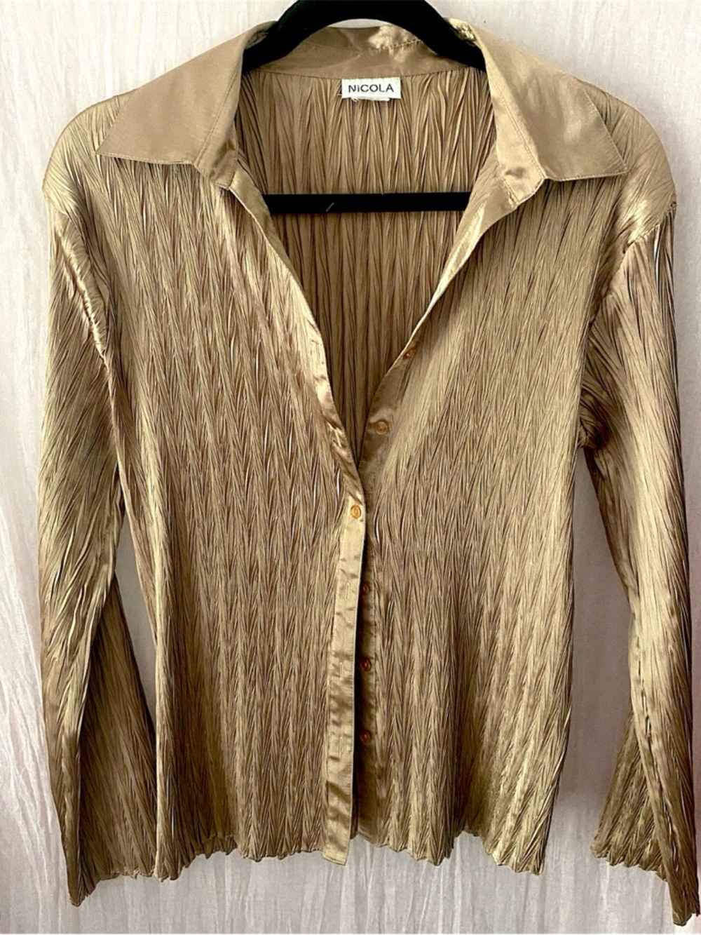 NICOLA Gold Pleated Long-Sleeve Button-Up Top